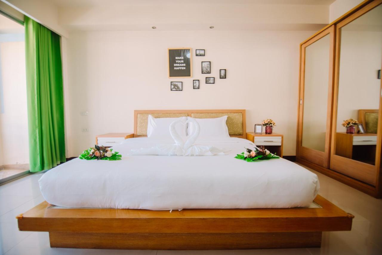 Patong Beach Side Hotel Екстериор снимка